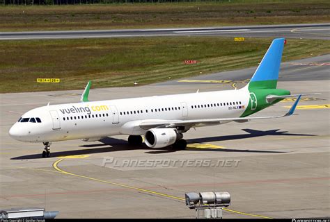 Ec Nlx Vueling Airbus A Wl Photo By G Nther Feniuk Id