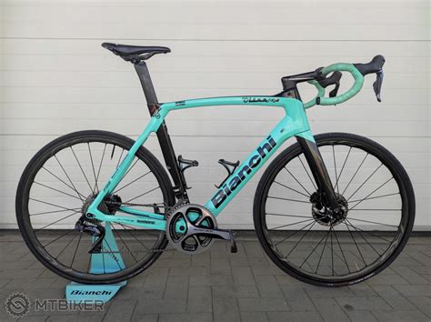 Bianchi Oltre Xr4 Di2 Ultegra 2020 Disc L 59 Cestné bicykle