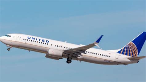 United Operated Boeing Loses Panel During Flight Open Jaw