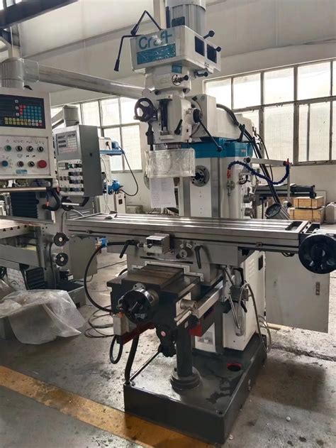 Xq C Universal Horizontal And Vertical Milling Machine Turret