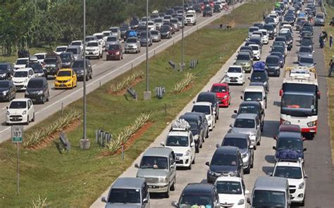 Sistem One Way Pada Tol Trans Jawa Masih Diberlakukan