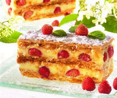 Mille feuille à la fraise dessert gourmand fait maison Recettes du net