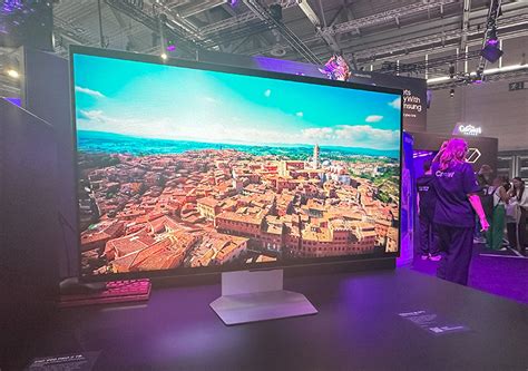 Samsung Showcase Glasses Free Odyssey 3D Gaming Monitors At Gamescom