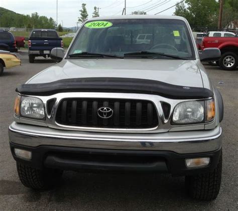 Find Used 2004 Toyota Tacoma Extended Cab 4x4 V6 NICE In Williamstown