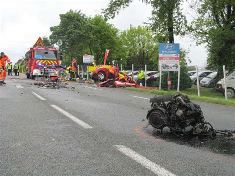 Accident entre une voiture et un poids lourd à la sortie de Saintes