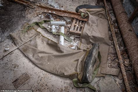 Chernobyl Reclaimed By Nature Incredible Photos Show Life Goes On 33