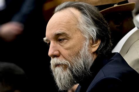 Um perfil de Dugin o guru de Putin que parece comandar tudo na Rússia