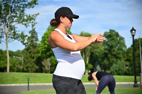 Exercise for pregnant women: What's safe and what to avoid