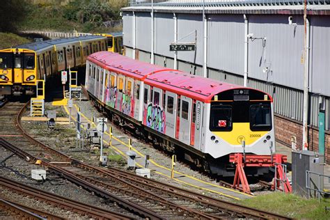 230006 Birkenhead North Depot 2 Graffitied 230006 At Bir Flickr