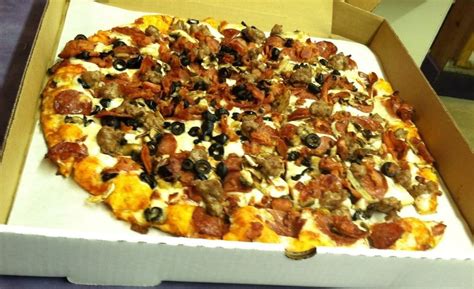 Wild River Pizza - 61 Photos & 121 Reviews - Pizza - 16279 Hwy 101 S, Brookings Harbor, OR ...