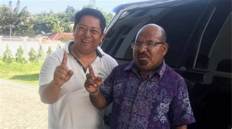 Ini Dia Sosok Rijatono Lakka Terduga Penyuap Gubernur Papua Lukas