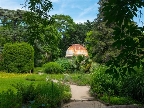 Where Are the World's Oldest Botanical Gardens? — Daily Passport