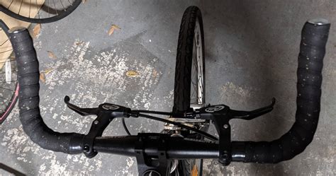 side pull caliper brakes work   linear pull levers