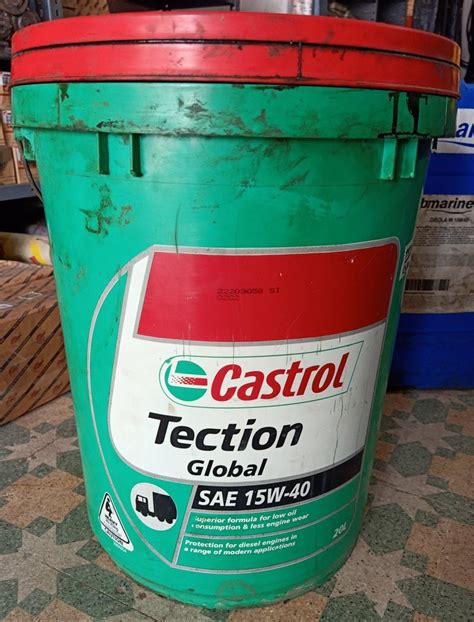 Heavy Vehicle Castrol Engine Oil Grade 15w40 Unit Pack Size 20