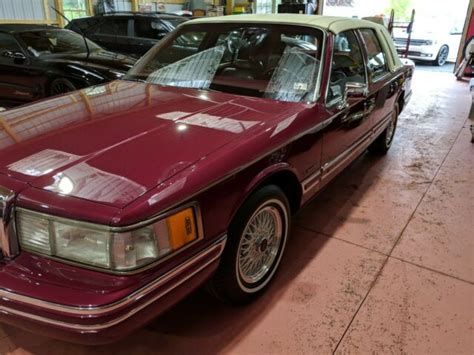 1993 Lincoln Town Car Executive 46l Classic Lincoln Town Car 1993