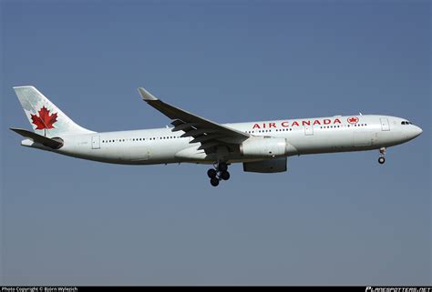 C Gfaf Air Canada Airbus A Photo By Bj Rn Wylezich Id