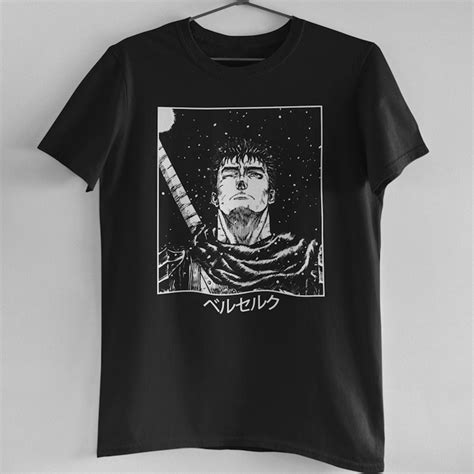 Camiseta Basica Camisa Berserk Mercenario Guts Falcao Negro Sacrifio