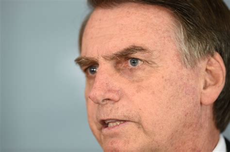 Bolsonaro avalia elevar IOF para compensar subsídios a Norte e Nordeste