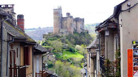 Château De Najac Châteaux Château De Najac Najac Aveyron Midi