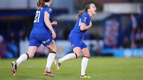 Guro Reiten grabs four goals as Chelsea thrash Bristol City | LiveScore