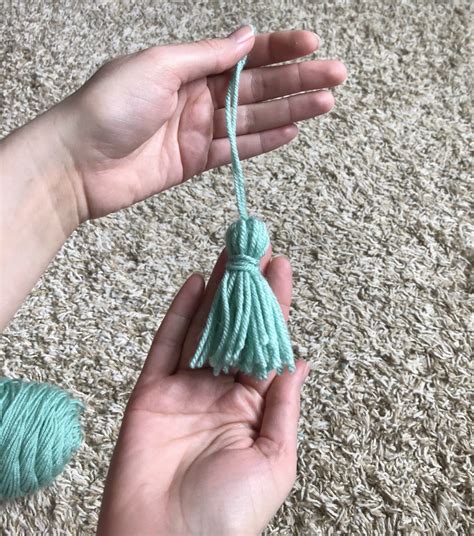 How To Make Yarn Tassels A Purpose And A Stitch