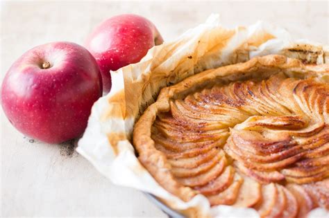 Recette Tartes Fines Aux Pommes Golden Et La Confiture De Lait