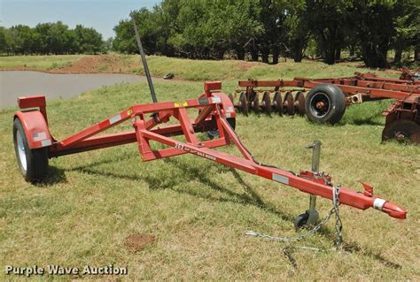 2EZ One Spear Bale Mover Hay Dolly In Altus OK Item GN9965 Sold