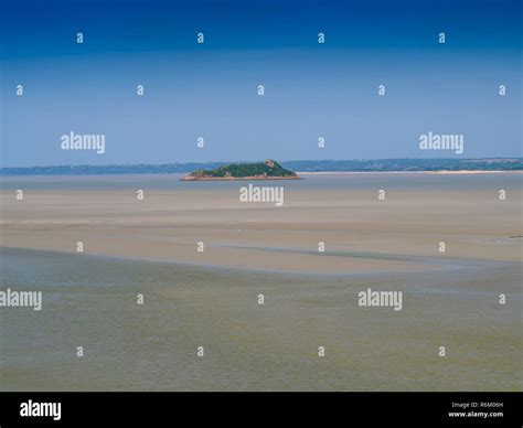 Tidal locking hi-res stock photography and images - Alamy