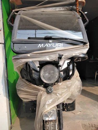 Mayuri Battery Rickshaw Vehicle Capacity Seater At Rs In Fatwa