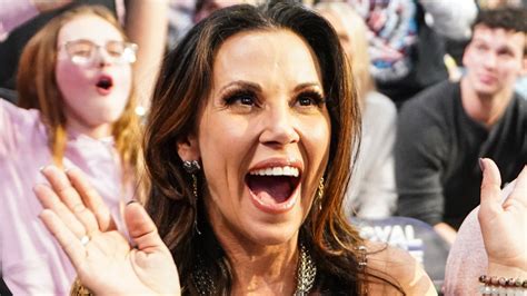 Former Wwe And Tna Star Mickie James Set For First Time Match