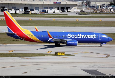 Aircraft Photo Of N8695D Boeing 737 8H4 Southwest Airlines