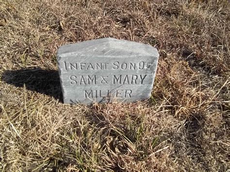 Infant Son Miller - Find a Grave Memorial
