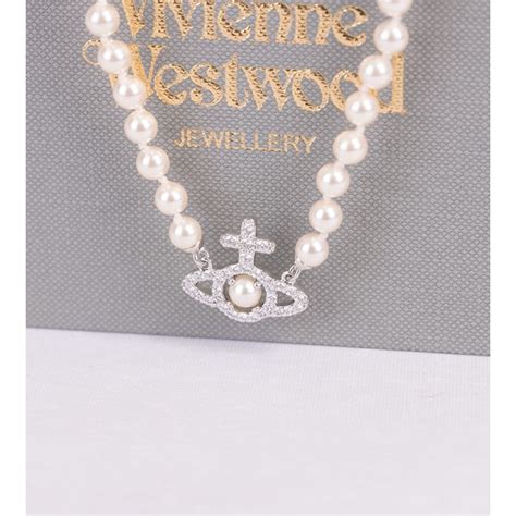 Vivienne Westwood Olympia Pearl Necklace Oxygen Clothing