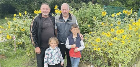 Gonfreville L Orcher Des L Gumes Et Des Fleurs Cultiv S Aux Jardin De