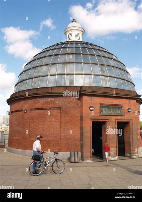 greenwich foot tunnel entrance woolwich Stock Photo - Alamy