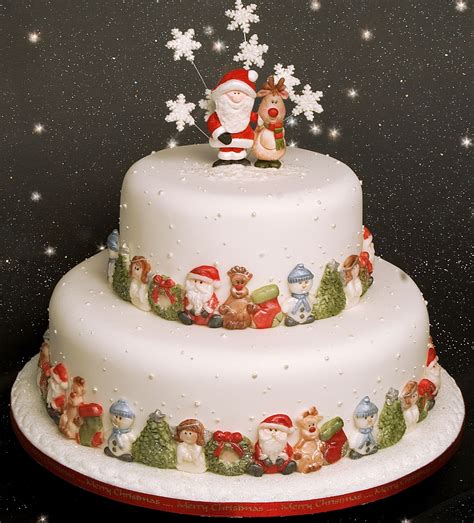 Cute Christmas Cake Using Our Christmas Border And Our Santa And Rudolph