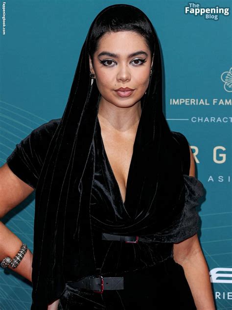Aulii Cravalho Nude OnlyFans Leaks Fappening FappeningBook
