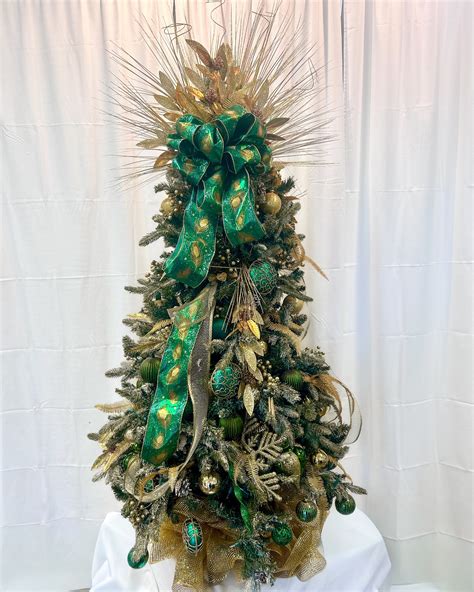 Harris - Emerald Elegance, Sponsored by Silver Sponsor Max Brannon and