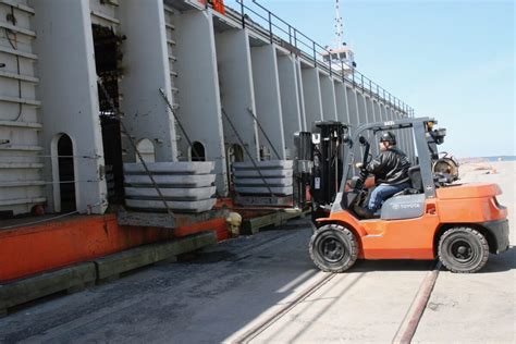 Port of Oswego Unloads Large Machinery Parts for Novelis, Continues to ...