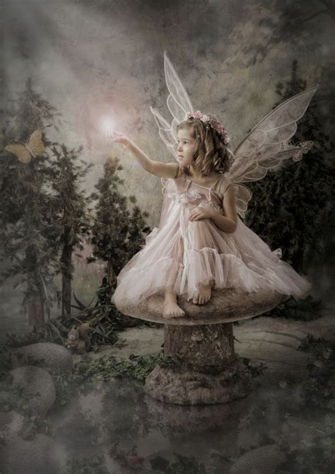 Pin By Radmila Karadinovski On Nglar Mm Fairy Photography Fantasy