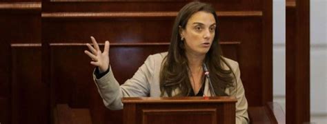 Atenci N Exministra Karen Abudinen Fue Acreditada Como V Ctima En El