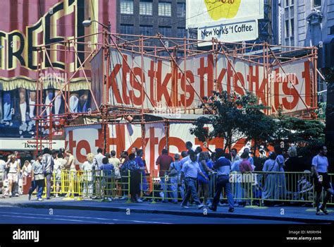 1987 Historical Tkts Discount Theater Ticket Kiosk Times Square Midtown