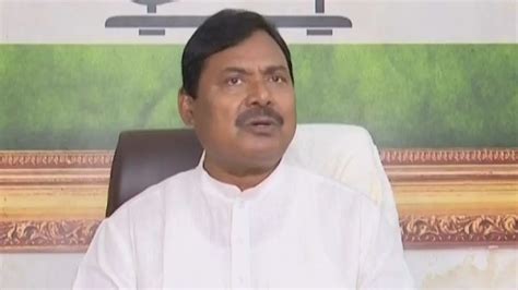 Andhra Train Mishap Congress Seeks Resignation Of Railway Minister