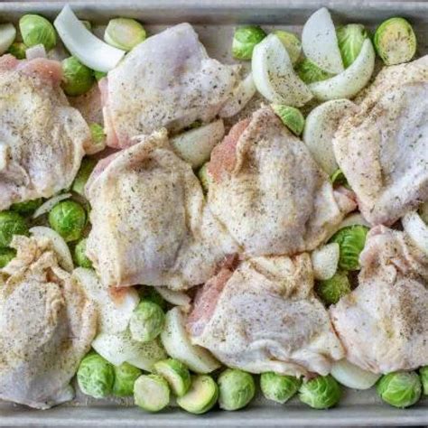 Sheet Pan Chicken Thighs With Veggies Momsdish