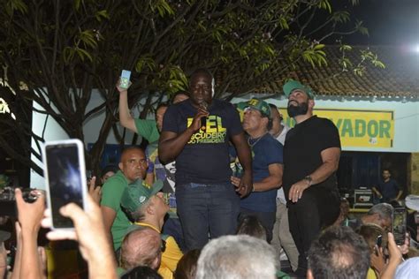 Senador Eleito Magno Malta Participa De Ato Pr Bolsonaro Em Campo