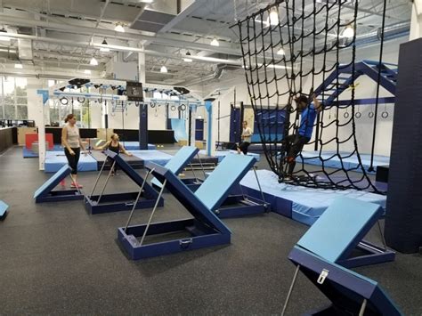 Adults Windy City Ninjas Ninja Warrior Gym For Kids And Adults In