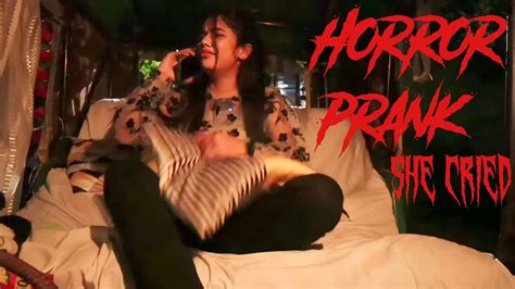 HORROR PRANK ON PRAGATI VERMA SHE CRIED Pragatians YouTube