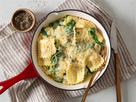 Creamy Baked Spinach Ravioli