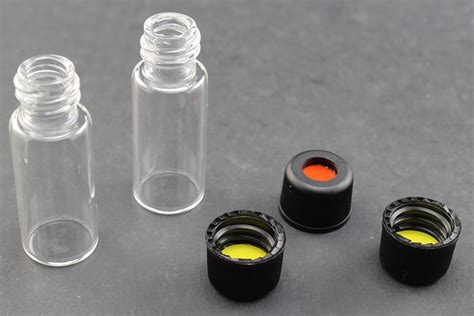 Ultra Vial Kit 2 Ml Screw Top Standard Opening Clear Glass Vials W 8 425 Caps And Pre Inserted