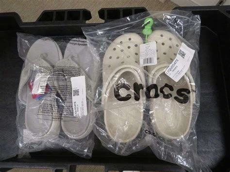 Size 10 Men's Crocs, Size 10 Men's Sandals - Prime Time Auctions, Inc.